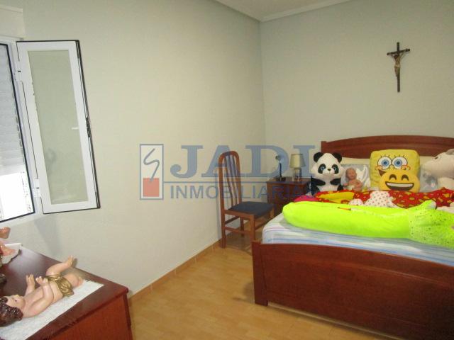 For sale of house in Valdepeñas