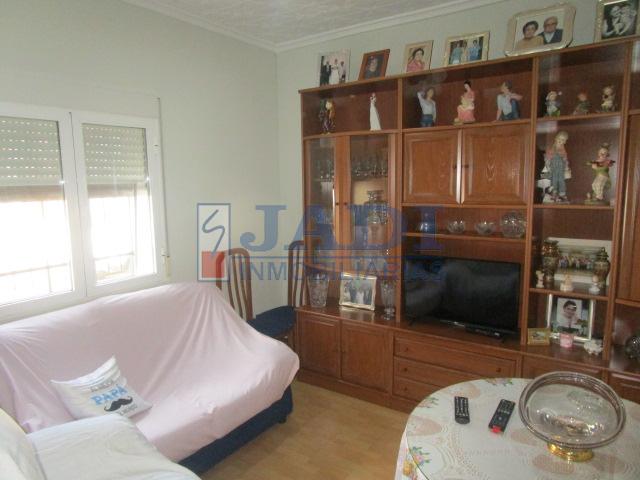 For sale of house in Valdepeñas