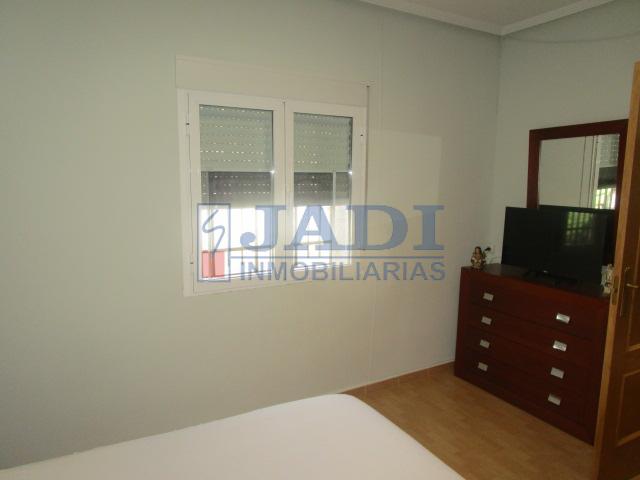 For sale of house in Valdepeñas