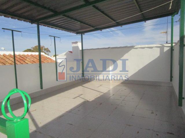 For sale of house in Valdepeñas