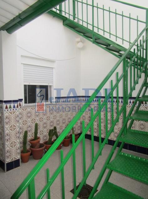 For sale of house in Valdepeñas