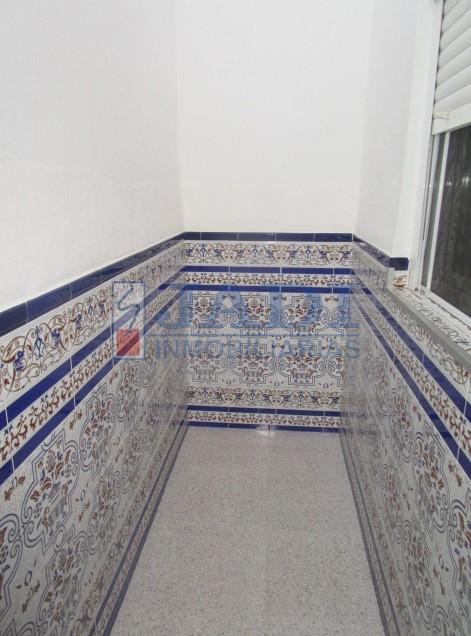 For sale of house in Valdepeñas