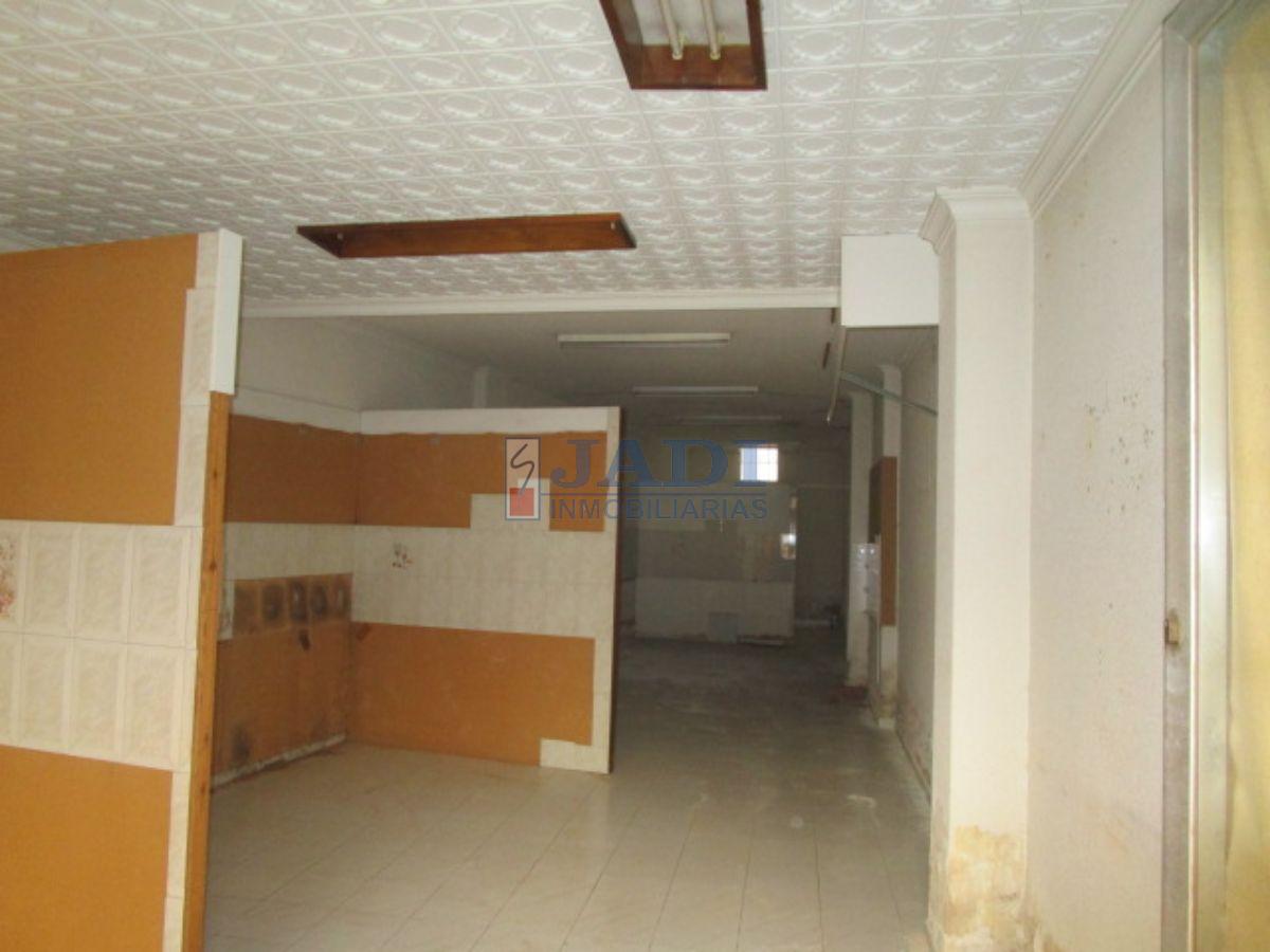 For sale of house in Valdepeñas