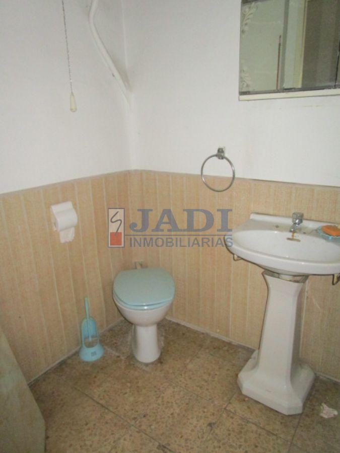 For sale of house in Valdepeñas