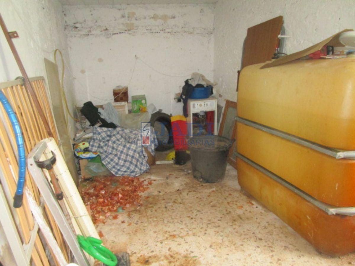 For sale of house in Valdepeñas