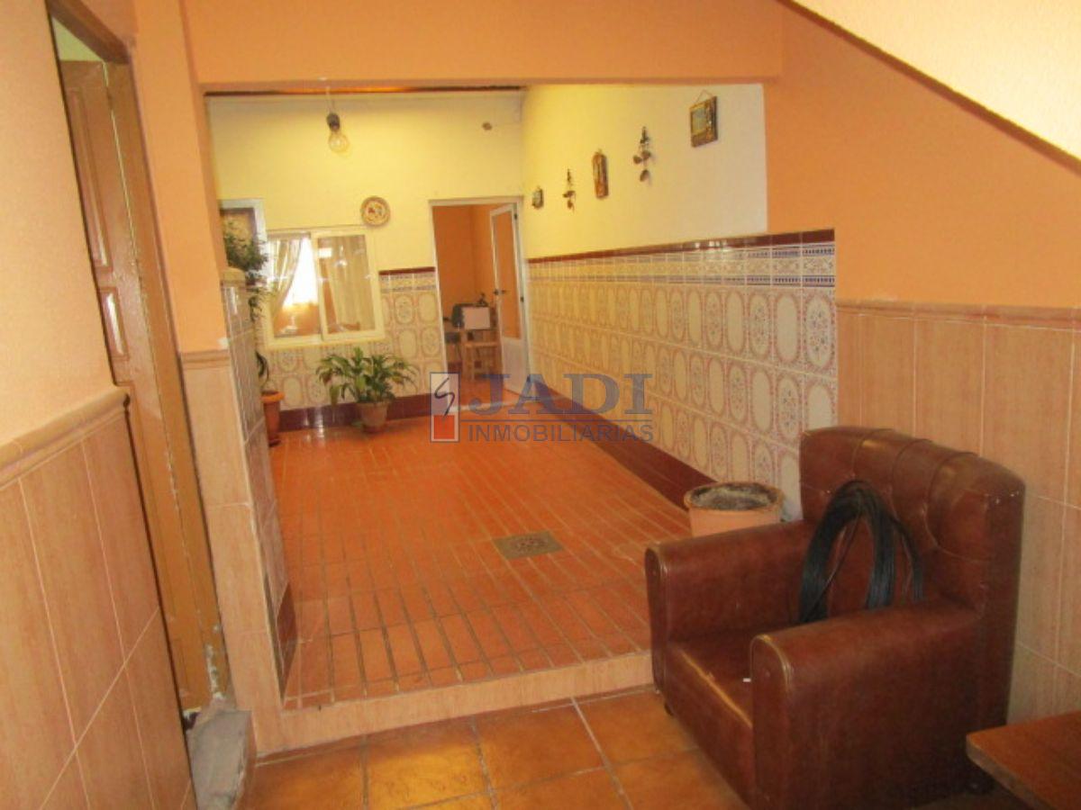 For sale of house in Valdepeñas