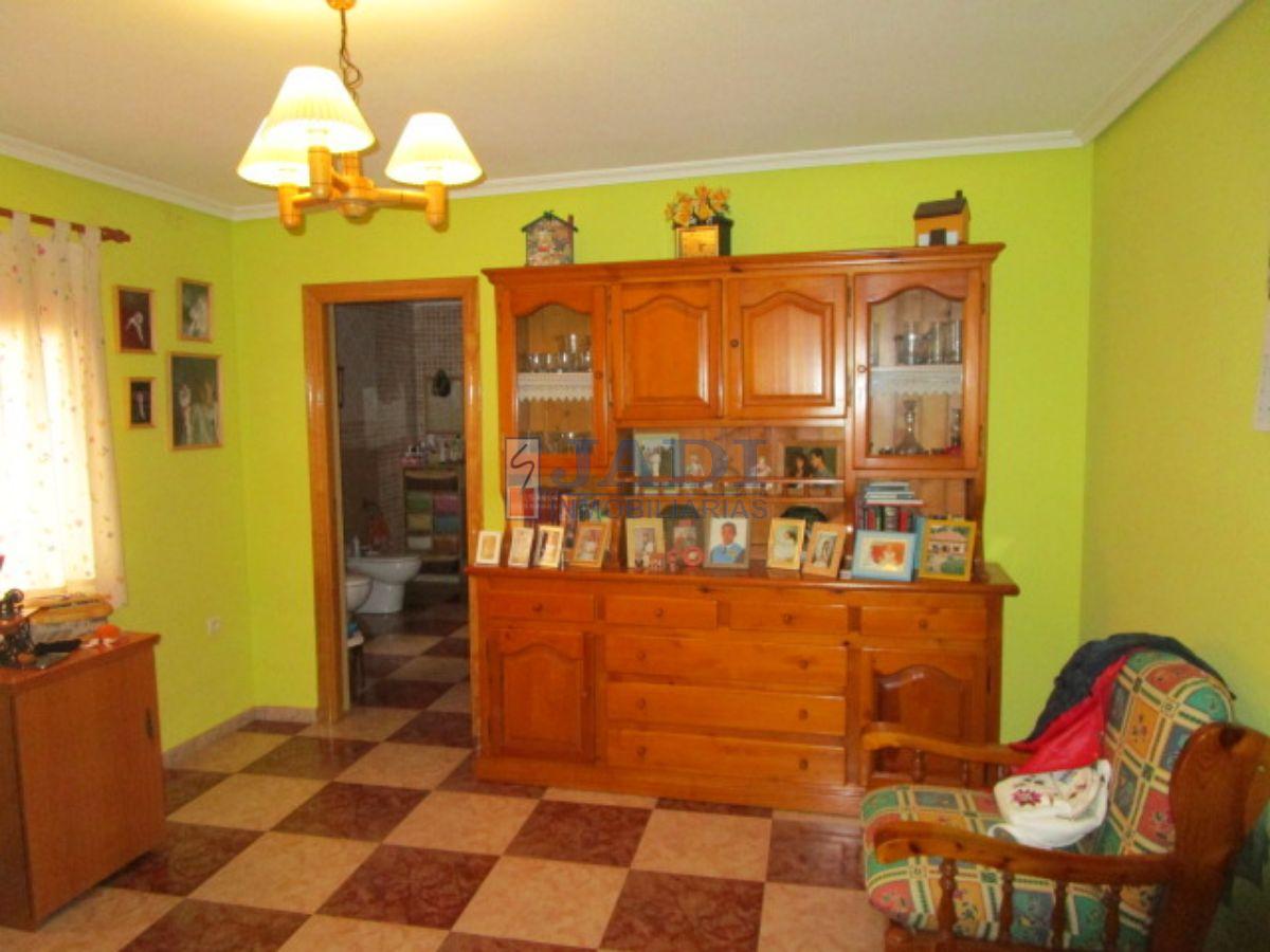 For sale of house in Valdepeñas