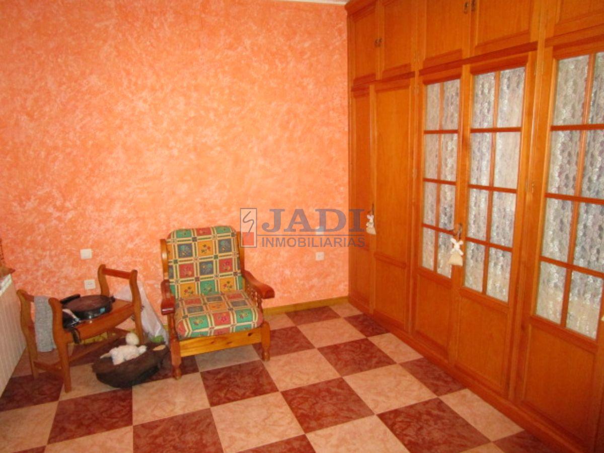 For sale of house in Valdepeñas