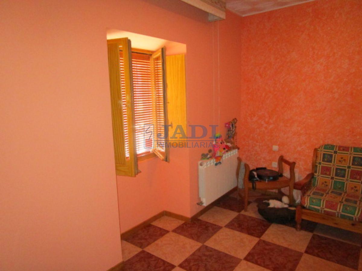 For sale of house in Valdepeñas