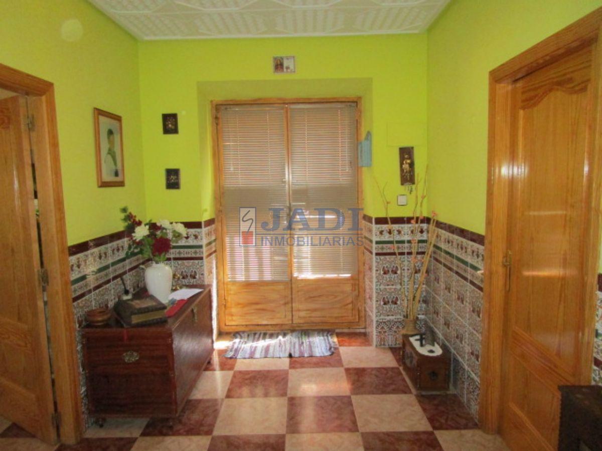 For sale of house in Valdepeñas