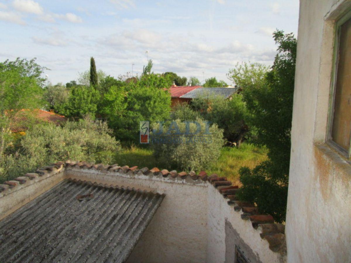 For sale of rural property in Valdepeñas