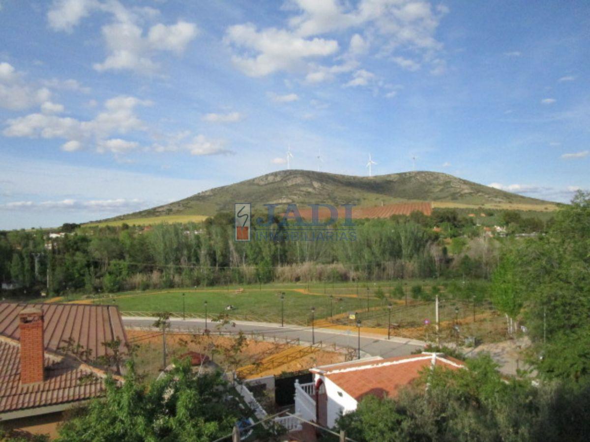 For sale of rural property in Valdepeñas