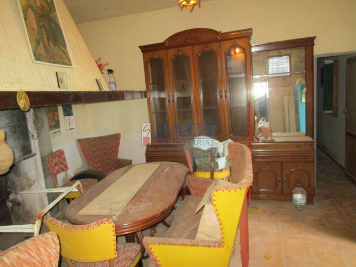 For sale of rural property in Valdepeñas