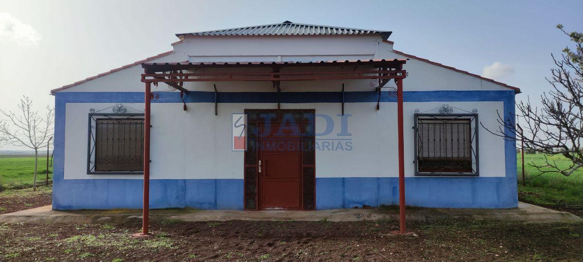 Venta de casa en Valdepeñas