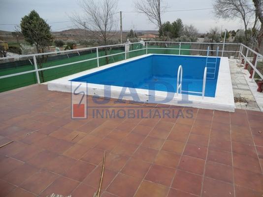 For sale of rural property in Valdepeñas