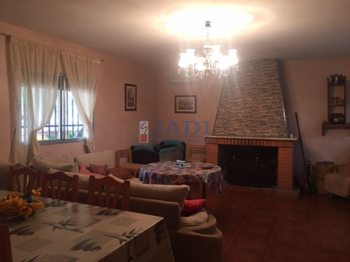 For sale of house in Valdepeñas