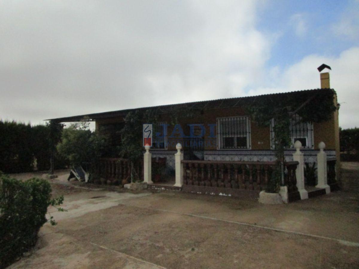 For sale of house in Valdepeñas