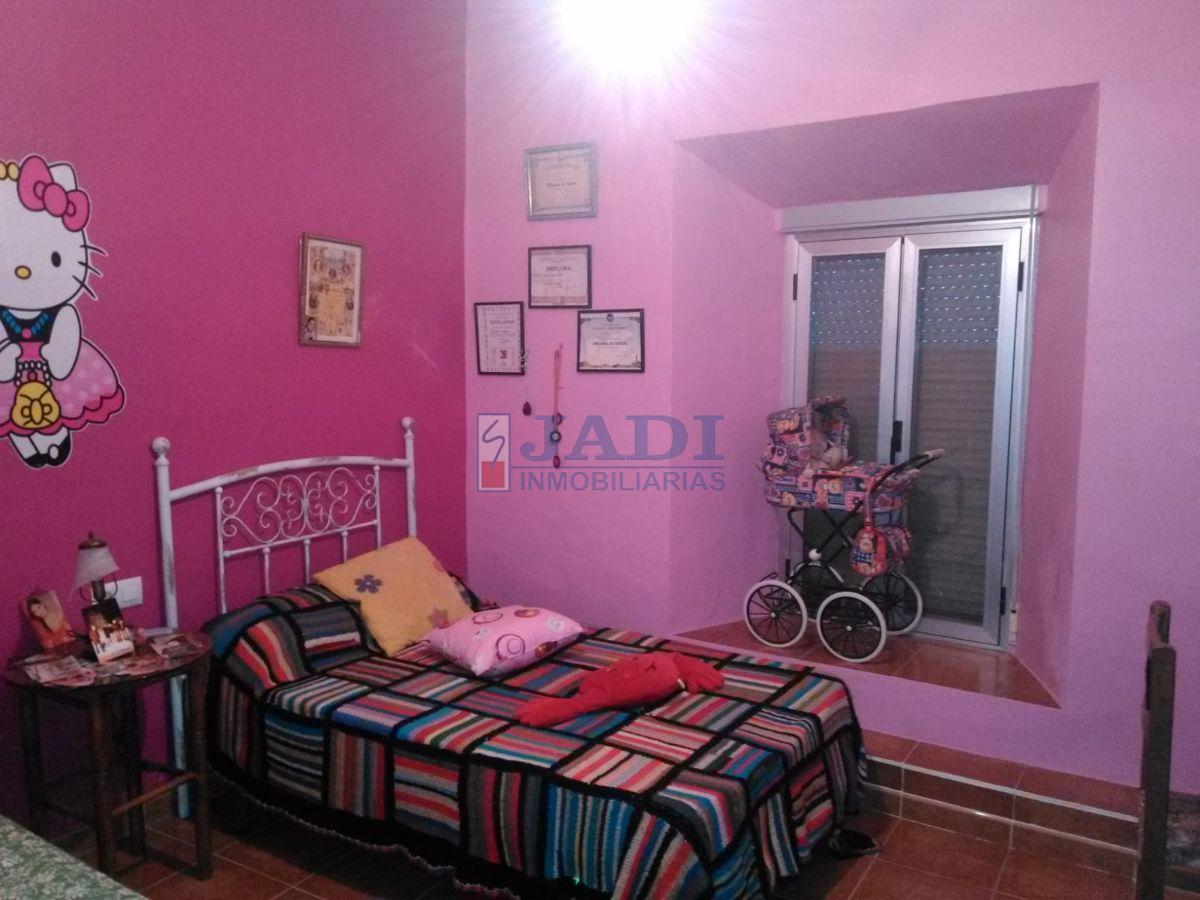 Venta de finca rústica en Almuradiel