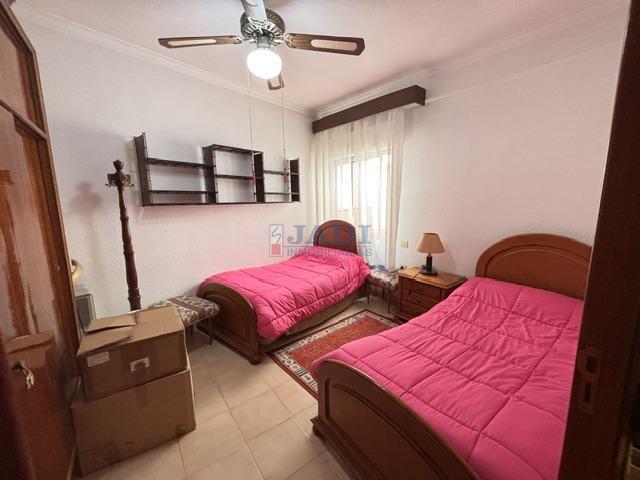 Venta de casa en Valdepeñas