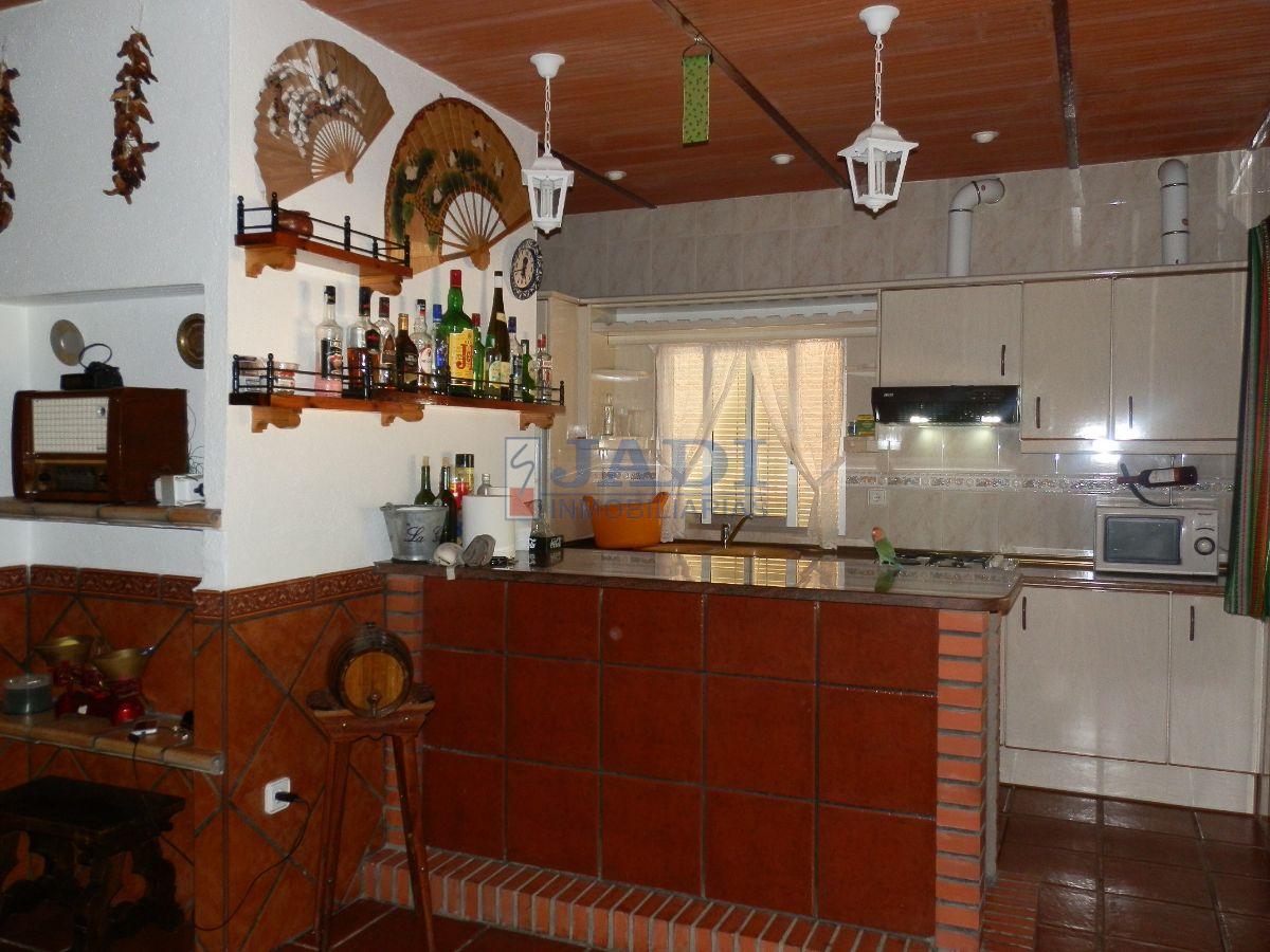 For sale of house in Valdepeñas