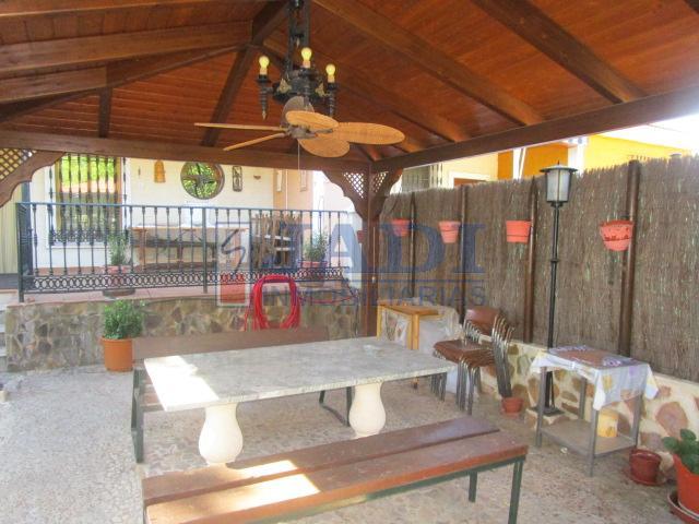 Venta de casa en Almuradiel