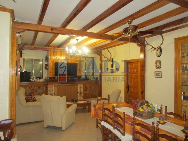 Venta de casa en Almuradiel