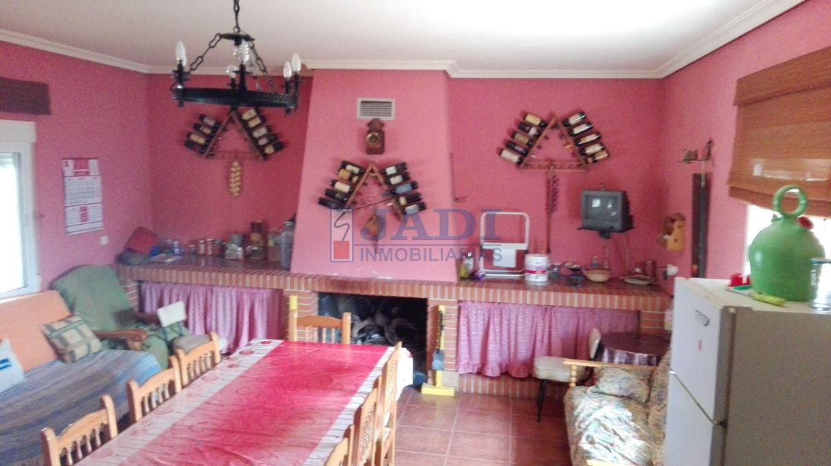 For sale of house in Valdepeñas