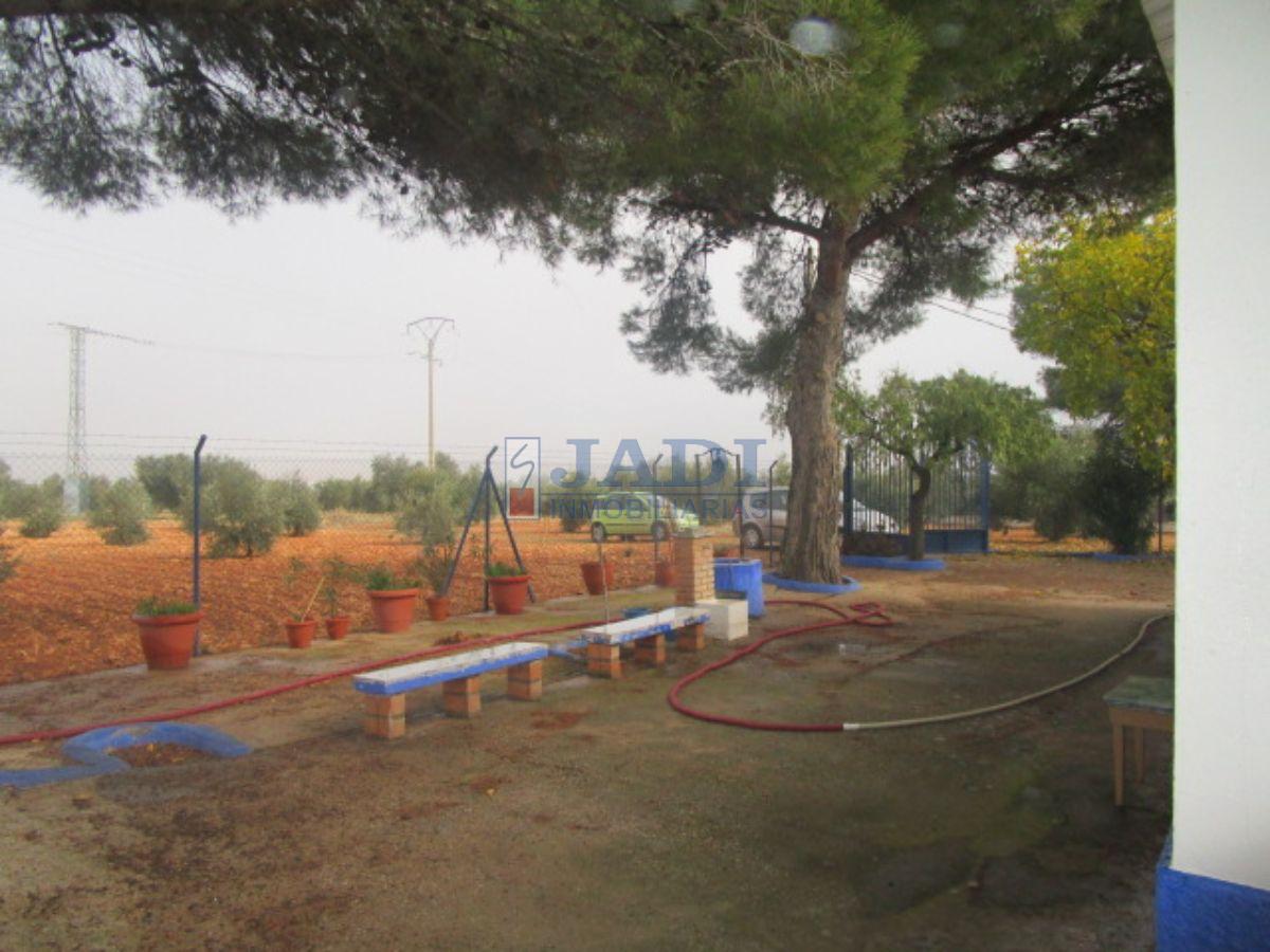 Venta de casa en Valdepeñas
