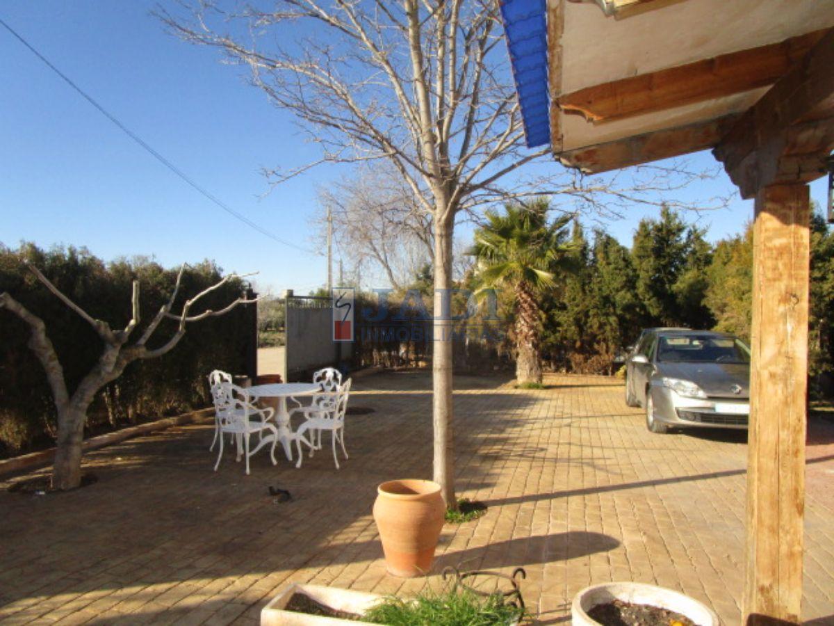 For sale of rural property in Valdepeñas