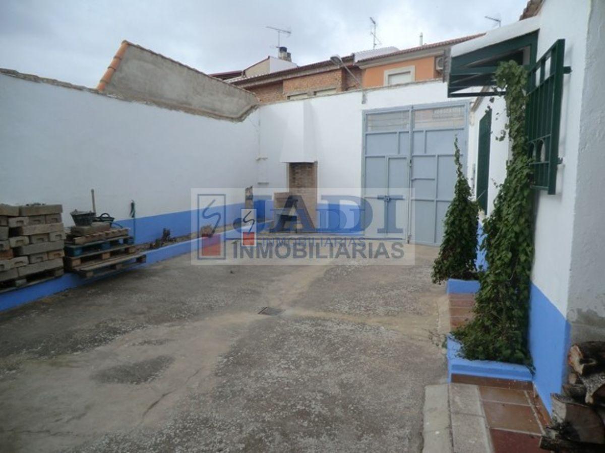 Venta de nave industrial en Valdepeñas