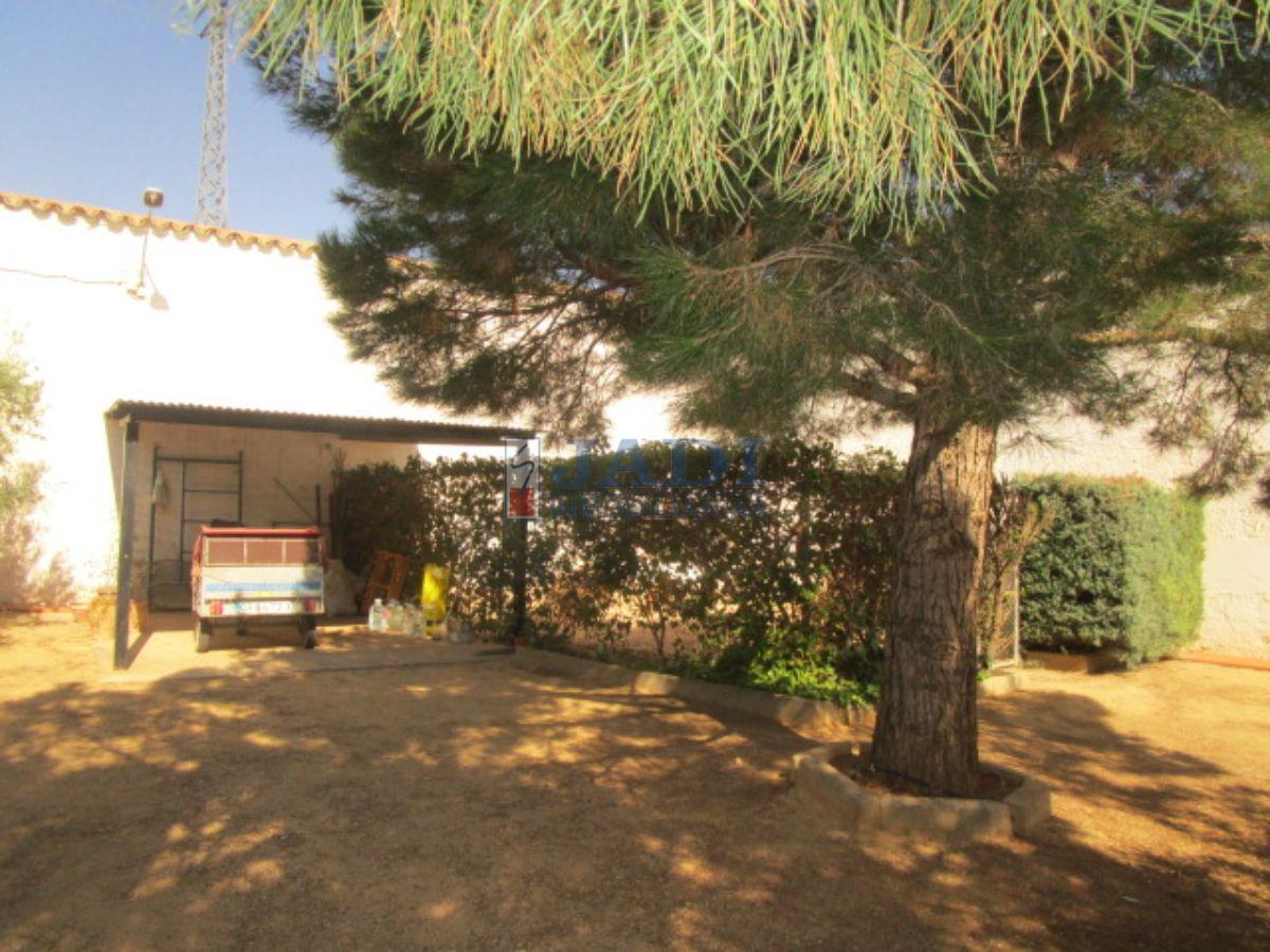 For sale of house in Valdepeñas