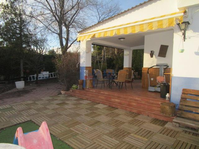 Venta de chalet en Valdepeñas