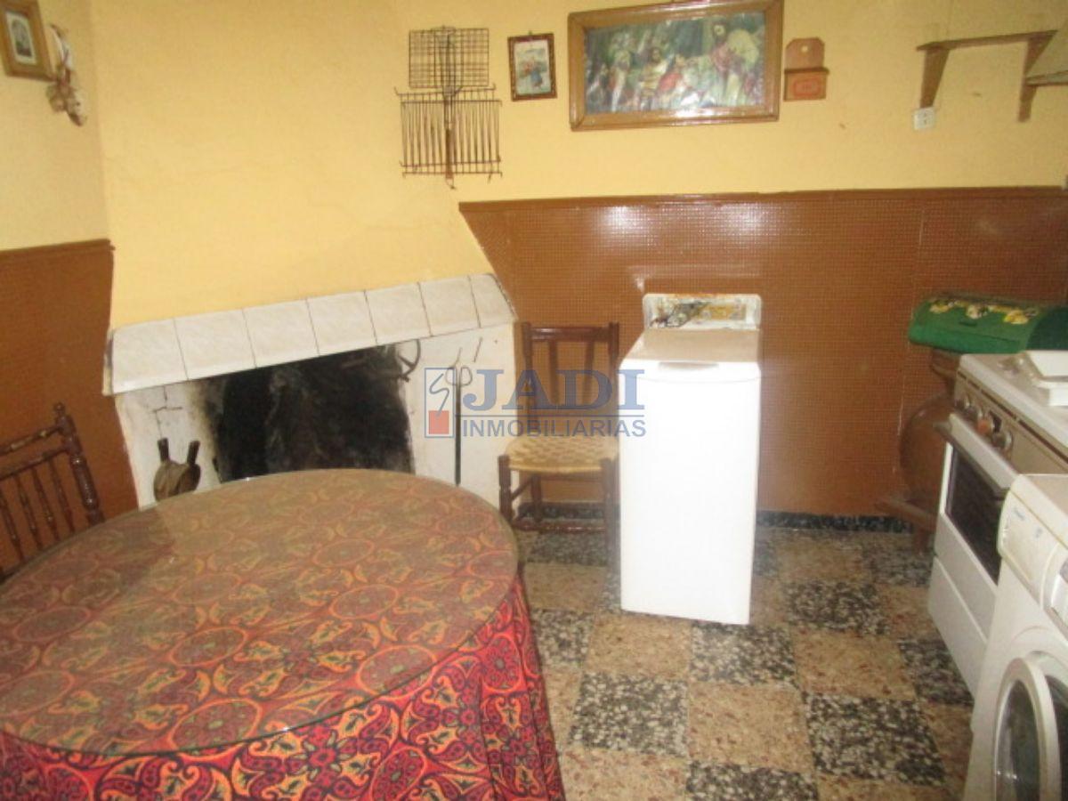 Venta de casa en Valdepeñas