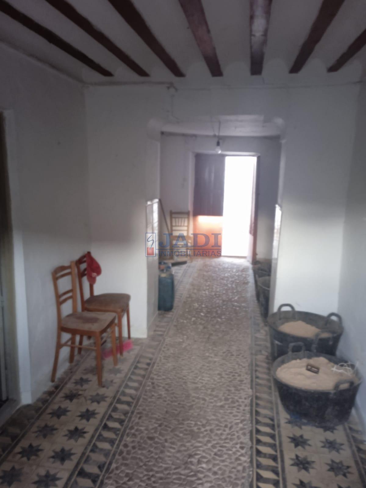 For sale of house in Viso del Marqués