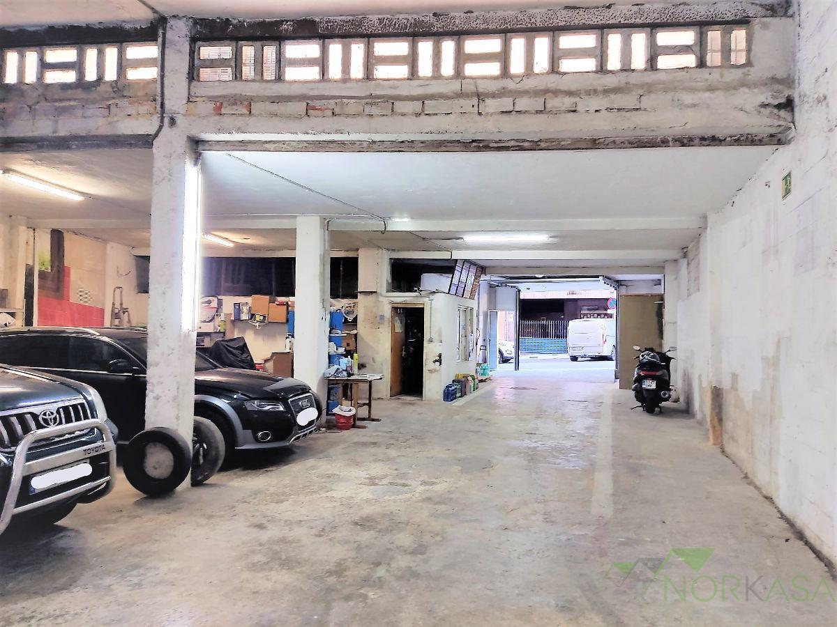 For rent of commercial in Oviedo