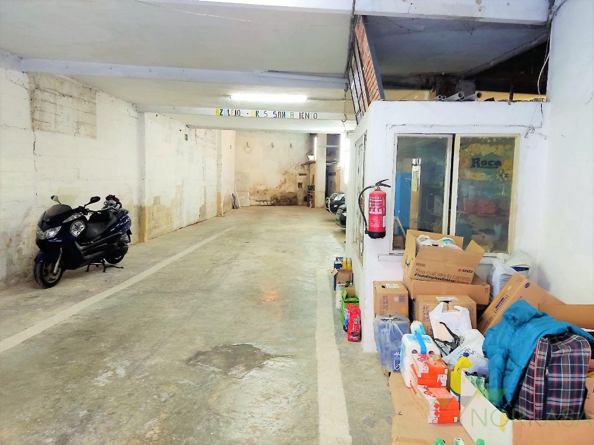 For rent of commercial in Oviedo