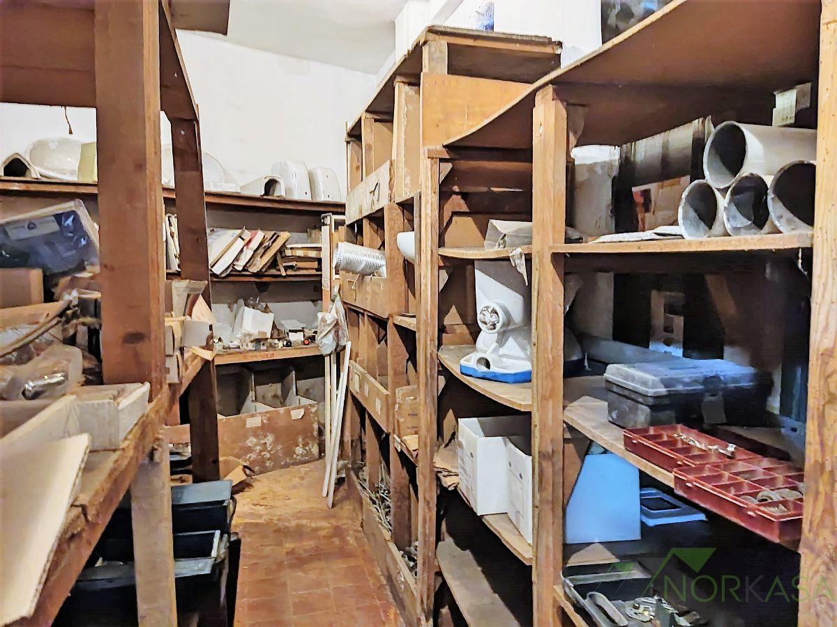 For rent of commercial in Oviedo