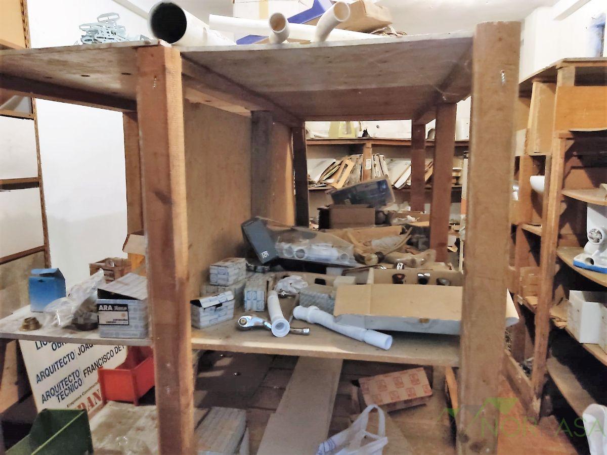 For rent of commercial in Oviedo