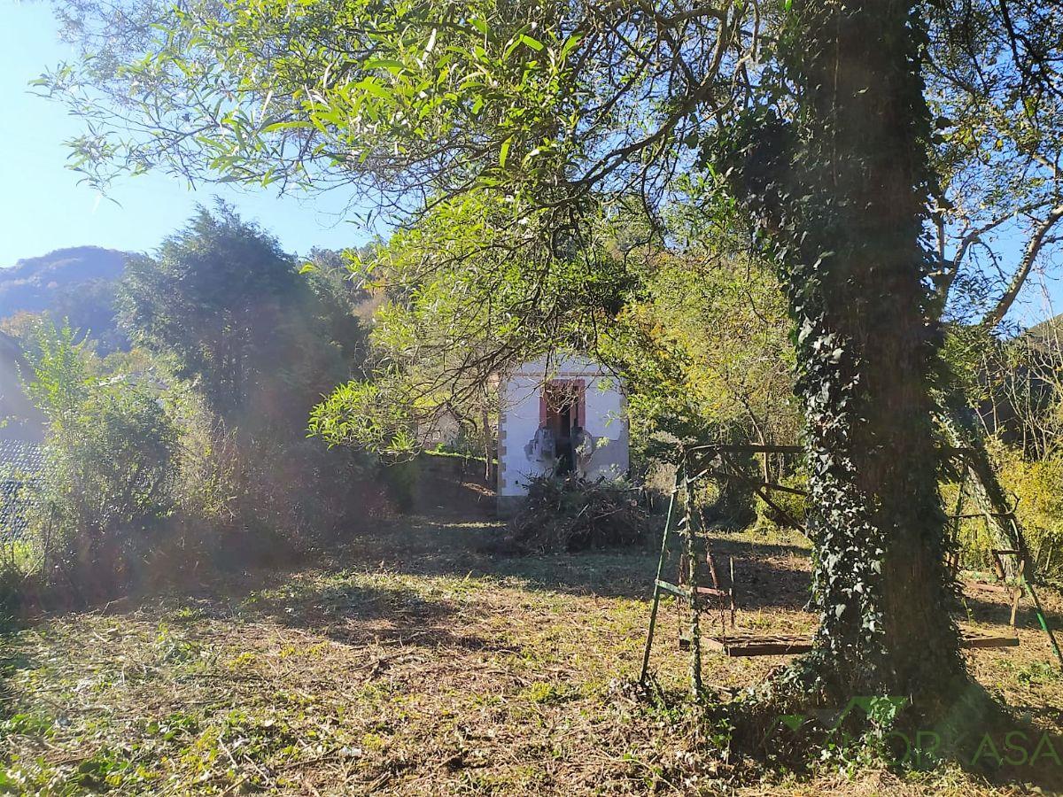 Venta de casa en Belmonte de Miranda