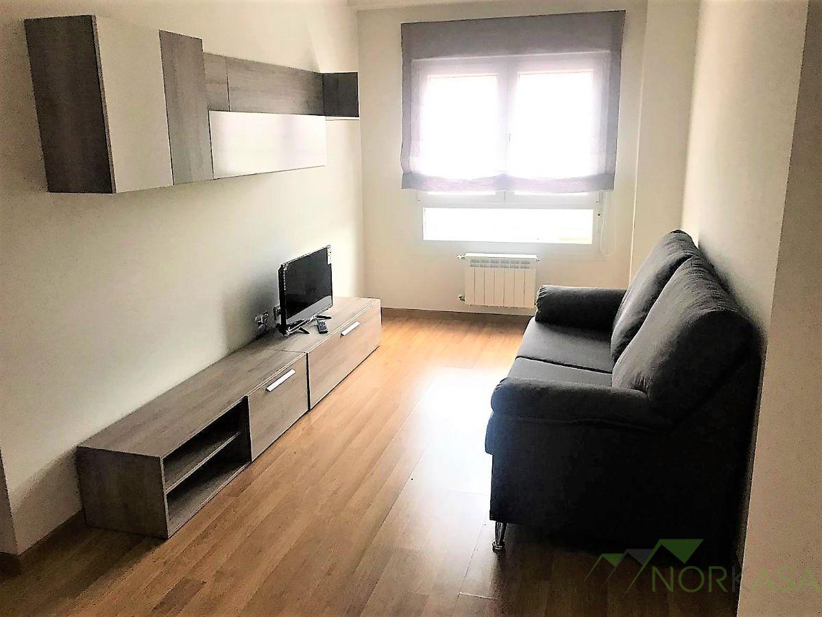 For rent of flat in Oviedo