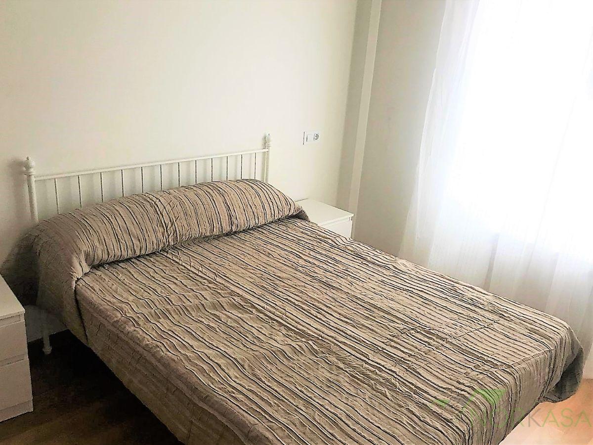 For rent of flat in Oviedo