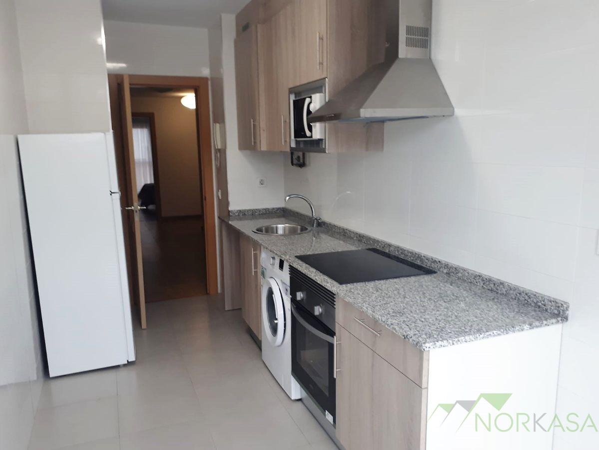 For rent of flat in Oviedo