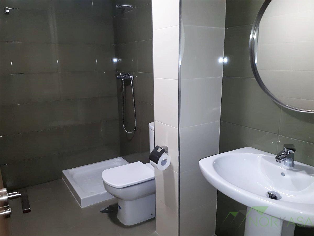 For rent of flat in Oviedo