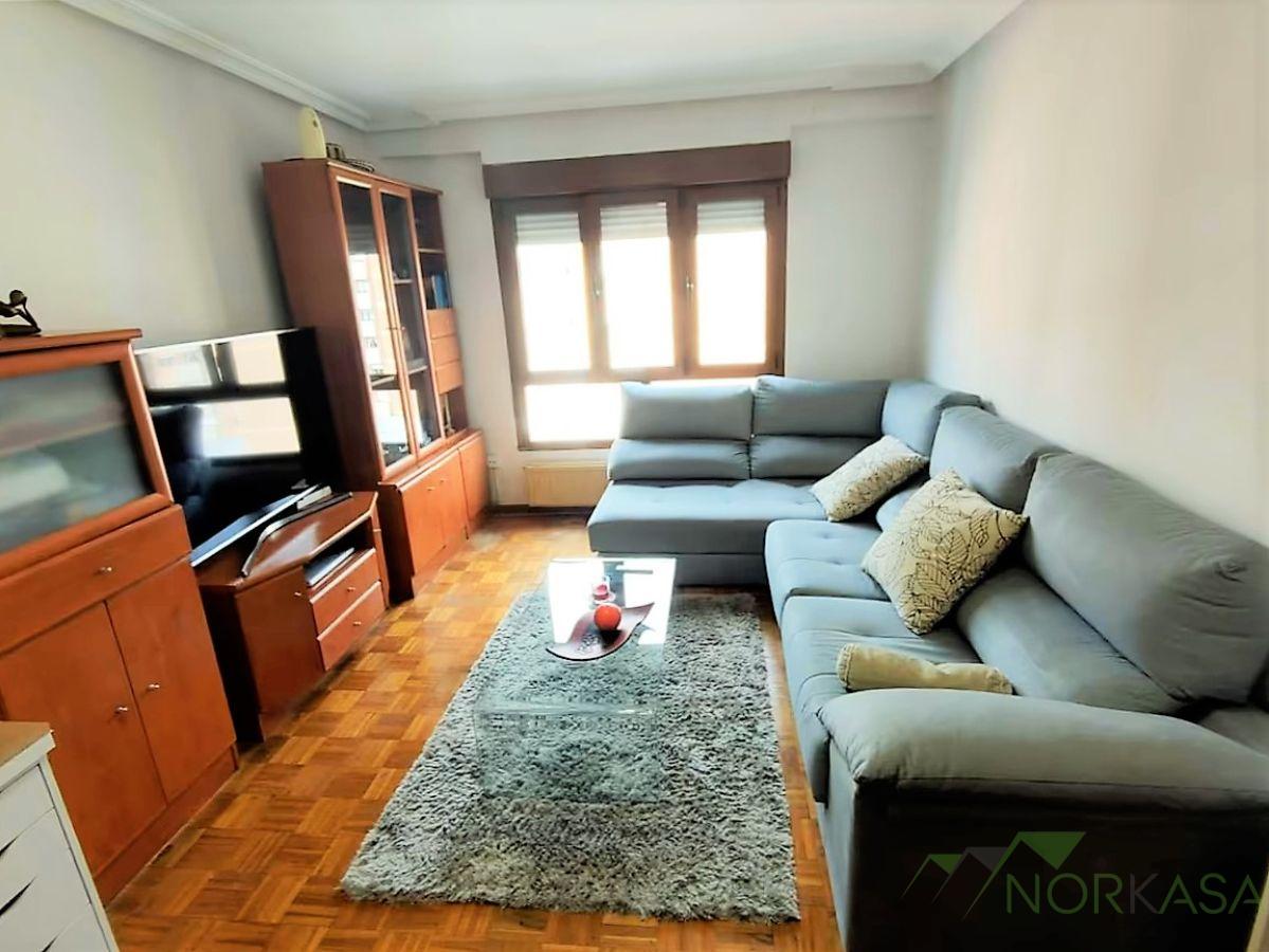 Venta de piso en Oviedo