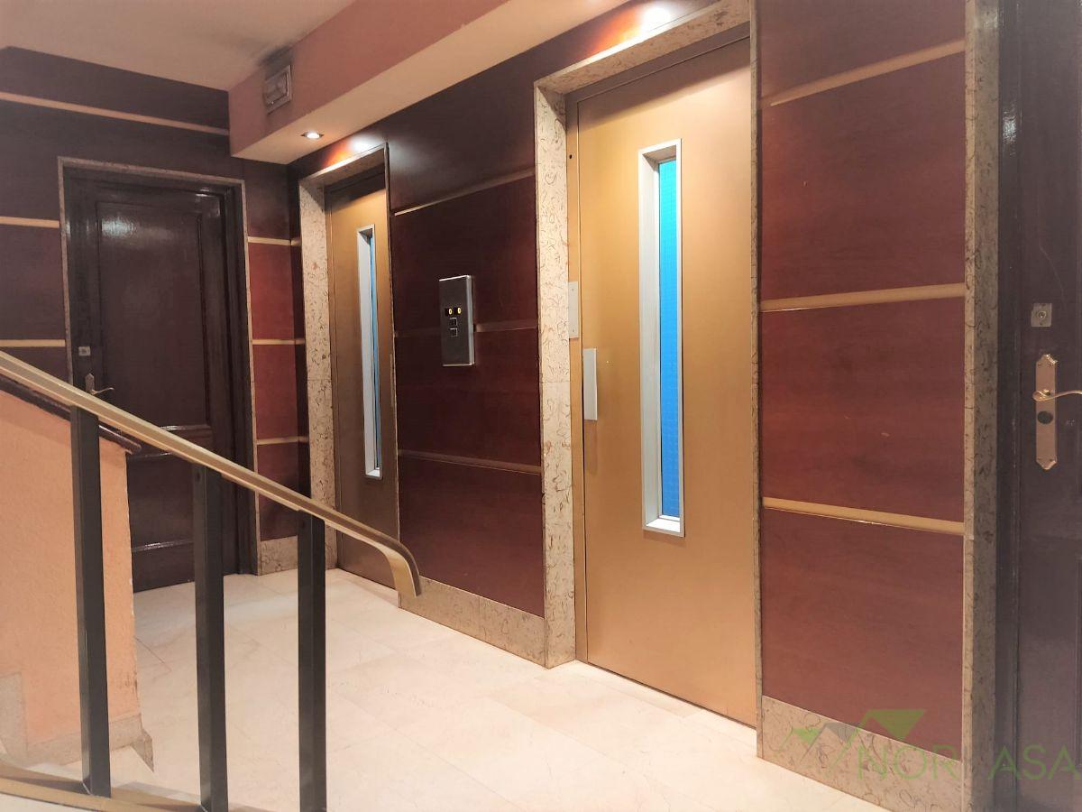 For sale of flat in Oviedo