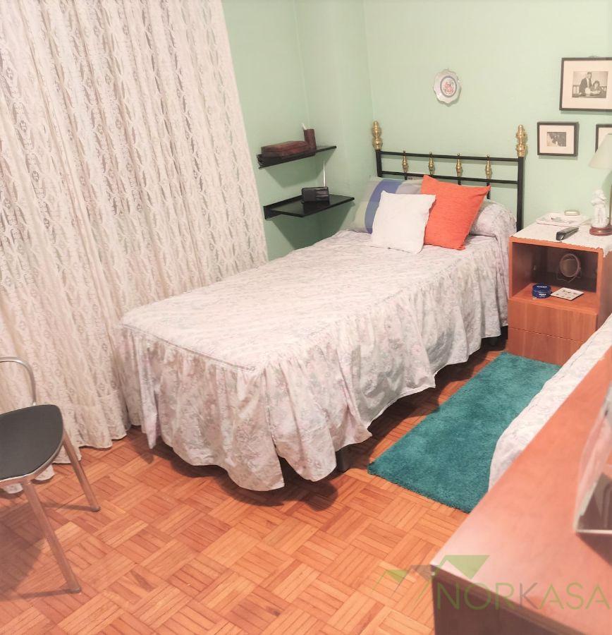 For sale of flat in Oviedo