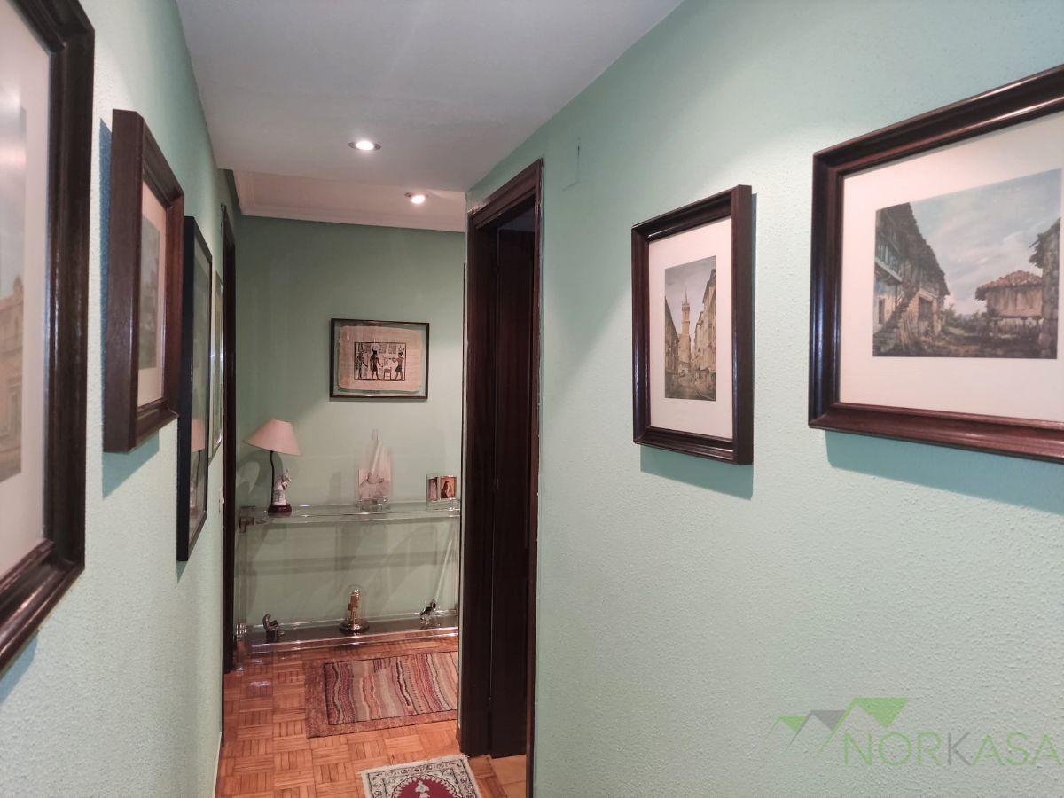 For sale of flat in Oviedo