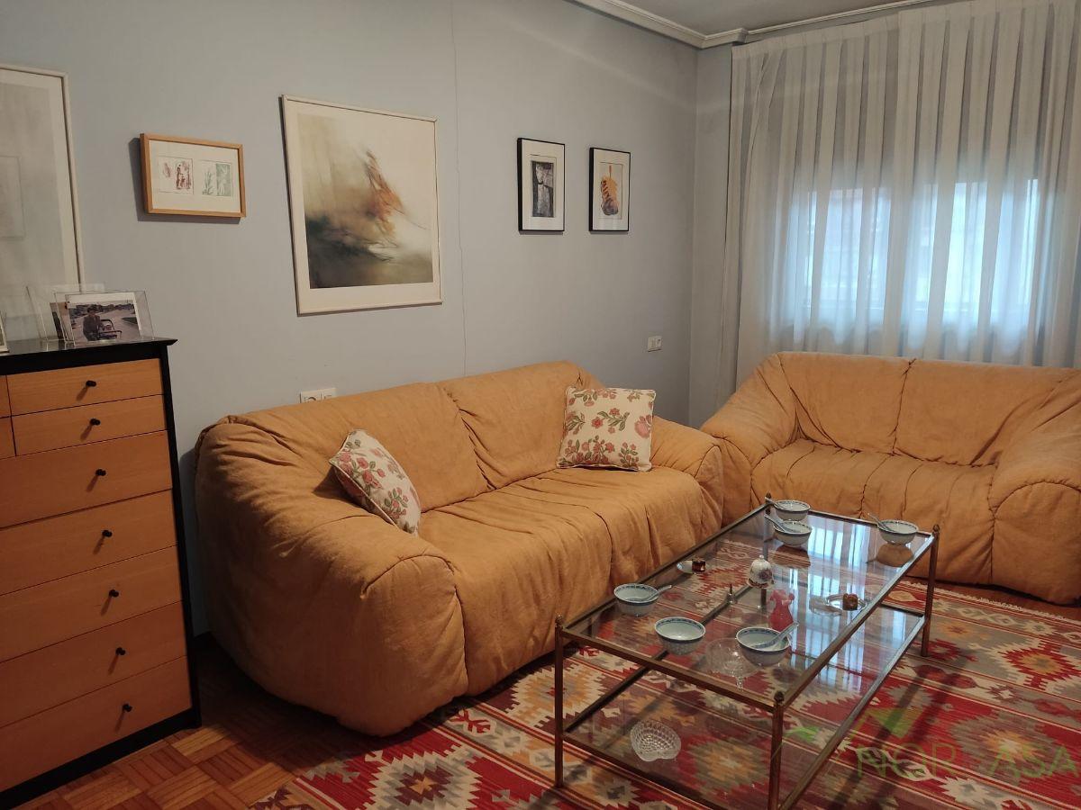 For sale of flat in Oviedo