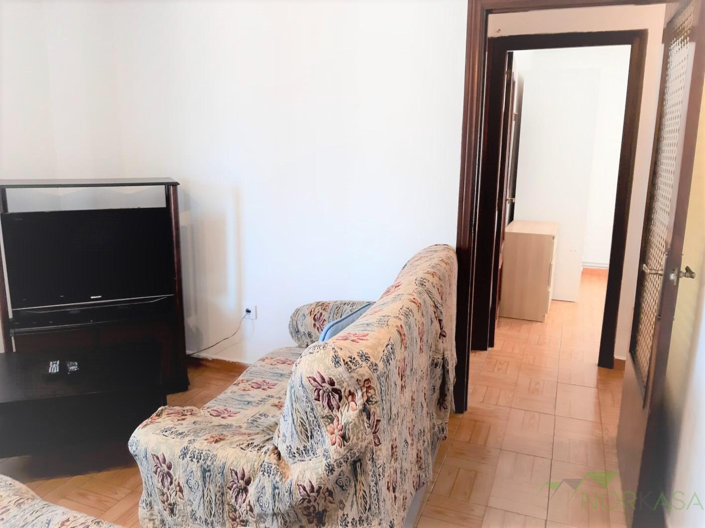 For rent of flat in Oviedo
