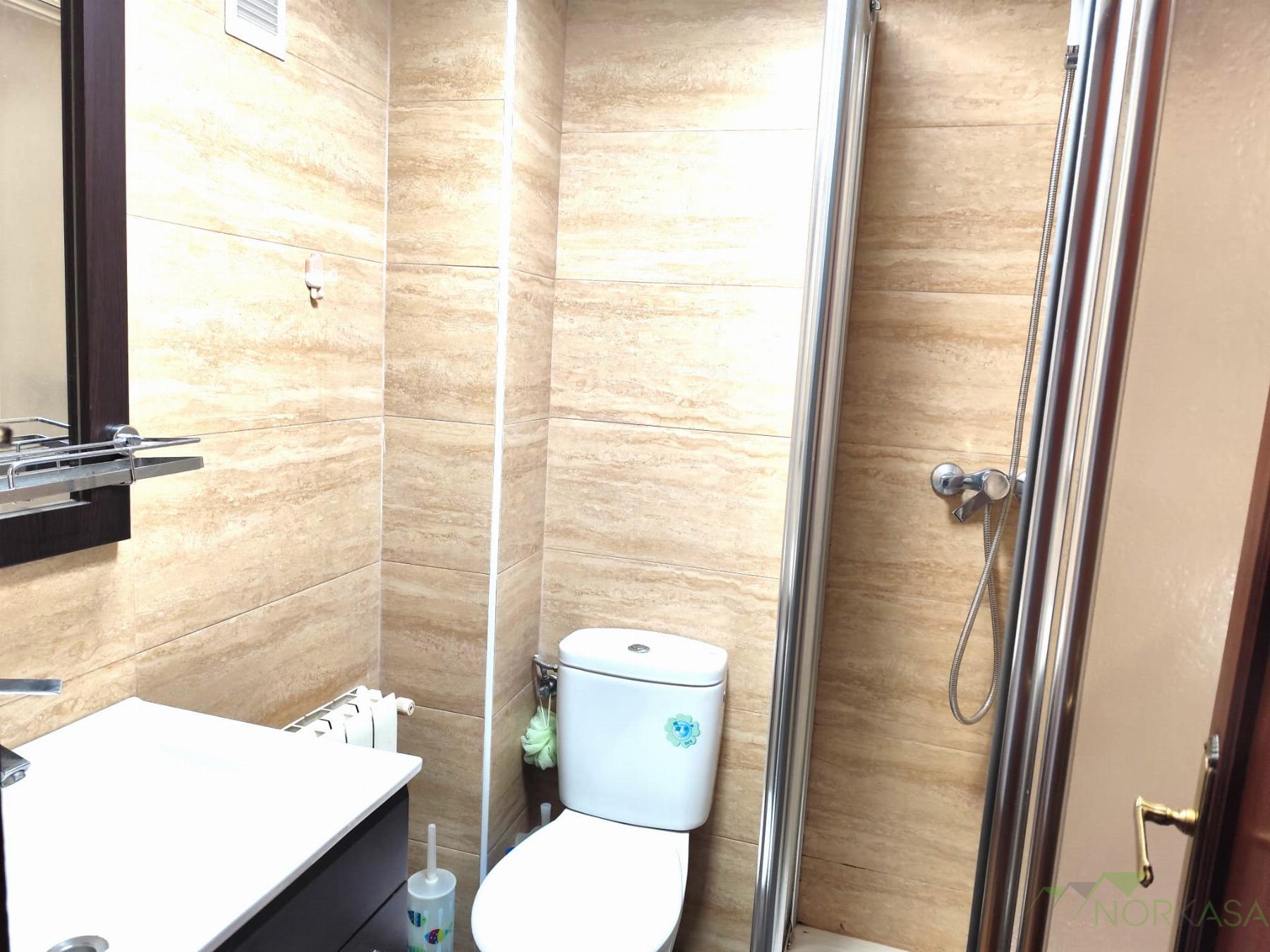 For rent of flat in Oviedo